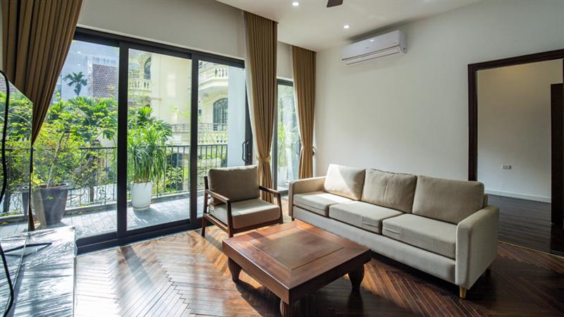 Mininalist huge 4 bedroom apartment with a balcony in Tay Ho for rent