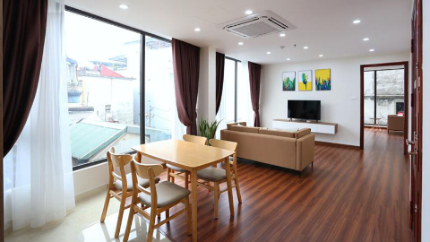 Modern 2-Bedroom Apartment in Nhat Chieu, Tay Ho