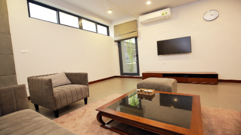 Good price with simple layout 02 bedroom apartment for rent in Tu Hoa, Tay Ho