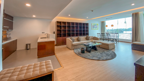 Amazing Lakeview Living: 2 Bedroom Apartment in Tay Ho, Hanoi