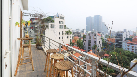 Modern 1-Bedroom Apartment in Tô Ngọc Vân, Tây Hồ for rent