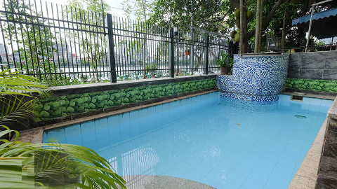 Lakeview 5 bedroom Villa for rent in Tay Ho West lake with outdoor swimming pool