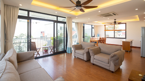 Spacious 3-Bedroom Apartment for Rent with Spectacular Views in Tranquil Quang Khanh, Hanoi