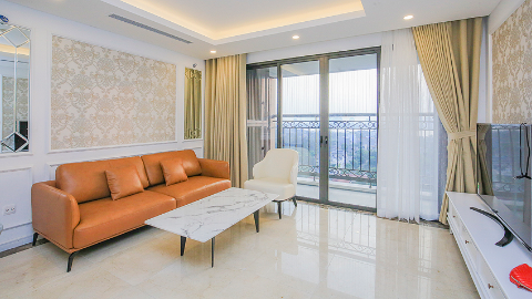 2-Bedroom Classic-Contemporary Apartment for Rent at D'Leroi Soleil with West Lake View