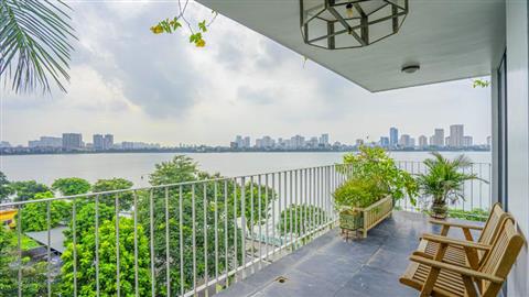 Balcony livingroom