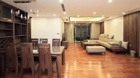 Quality 03 Bedroom Apartment in D'. Le Roi Soleil Hanoi