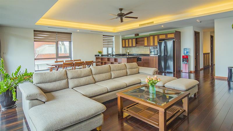 For Rent Spacious 4-Bedroom Lakefront Apartment in Tu Hoa Street Tay ho