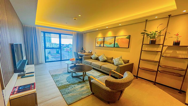 Elegant 70 sqm 1-Bedroom Apartment for Rent at Fraser Residence, Gym and Pool