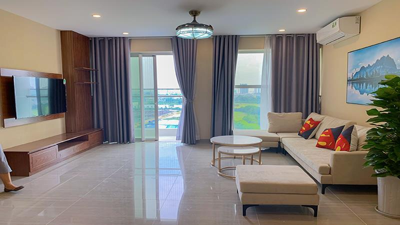 Elevated Living with a Golf Course Vista: 3-Bedroom Apartment in L4 Ciputra
