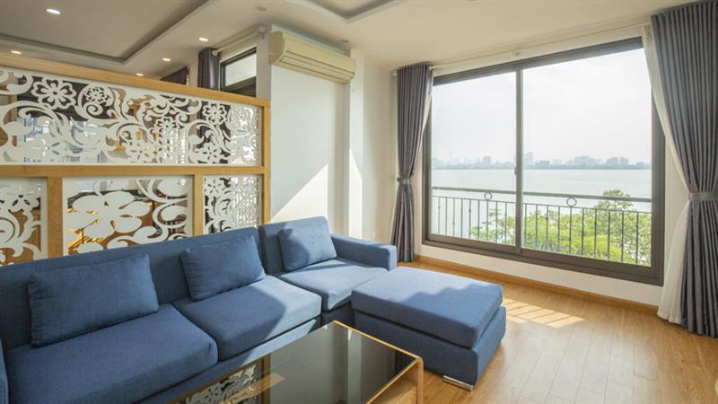 Lake view 2 bedroom apartment Lang Yen Phu for rent