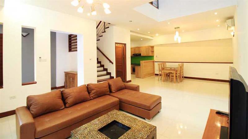 Modern house 5 bedroom for rent in Tay Ho