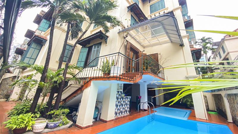 Amazing 5 bedroom villa in To Ngoc Van , Tay Ho with a big outside swimming pool