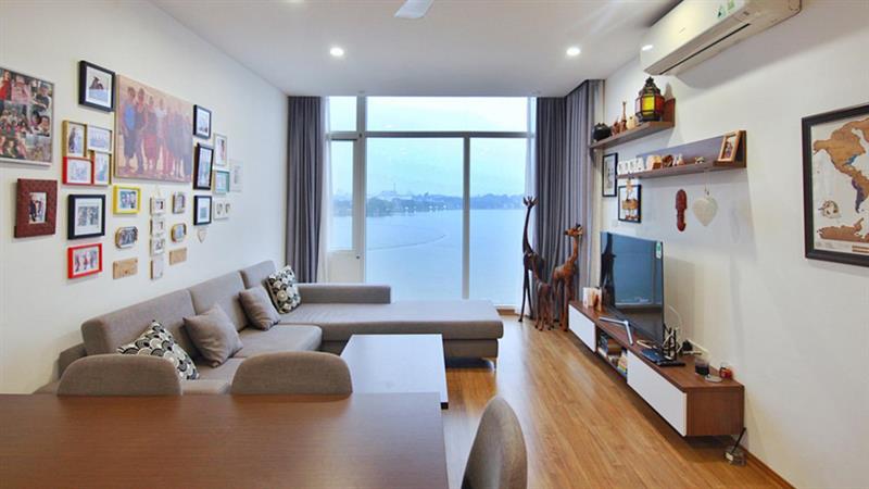 Lake view 02 bedrooms apartment in Yen Phu Village Tay Ho