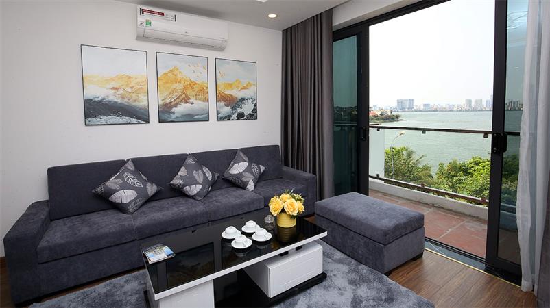Contemporary style with daylight 03 bedroom apartment for rent in Tay Ho