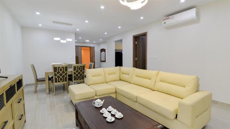 Well-furnished 3 bedroom apartment in the link Ciputra