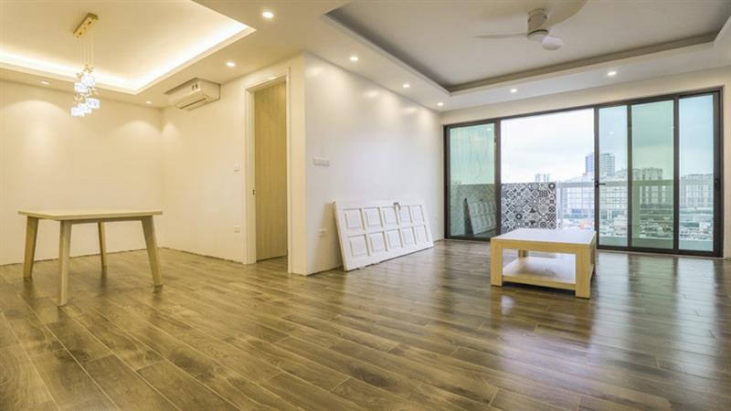 Brandnew modern furnished 4 bedroom apartment for rent Ciputra Ha noi