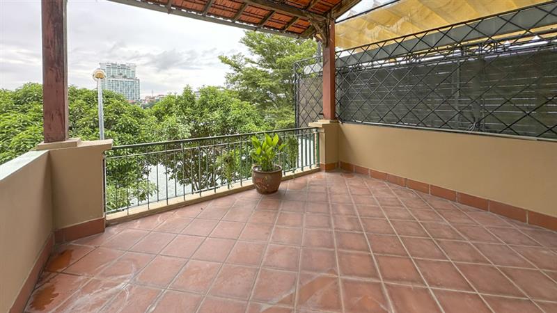 4-Bedroom Townhouse for Rent with Stunning West Lake Views on Tu Hoa Street